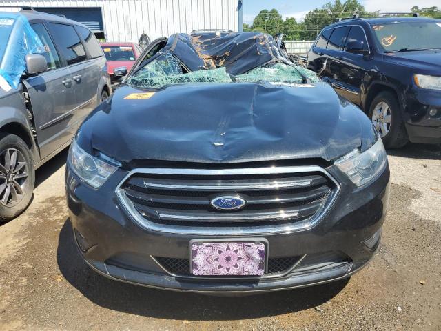 Photo 5 from auction – 2015 FORD TAURUS LIM with VIN 1FAHP2F83FG202957