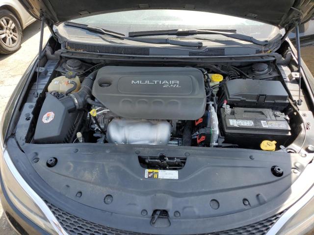 Photo 11 from auction – 2015 CHRYSLER 200 LIMITE with VIN 1C3CCCAB7FN720241