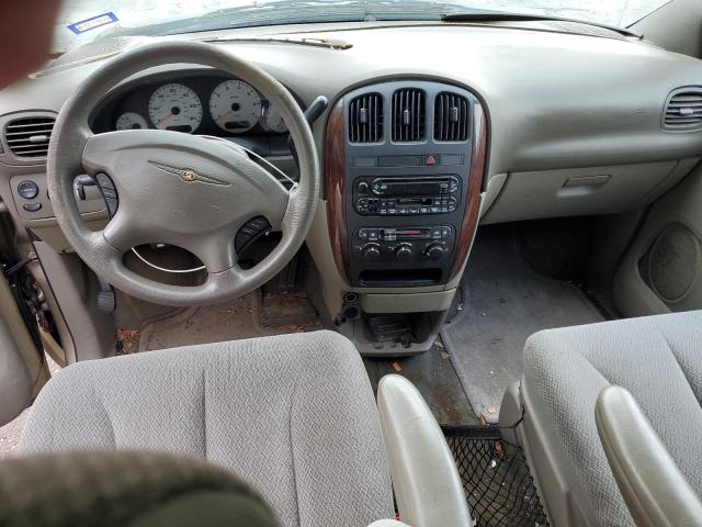 Photo 8 from auction – 2004 CHRYSLER TOWN & COU with VIN 2C4GP44R54R577516
