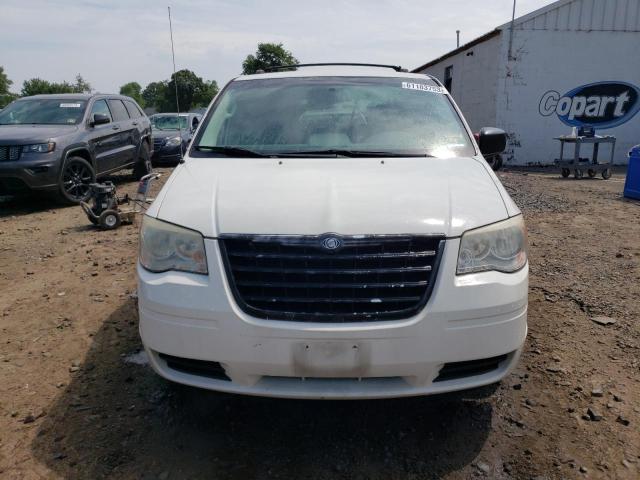 Photo 5 from auction – 2010 CHRYSLER TOWN & COU with VIN 2A4RR2D16AR422481