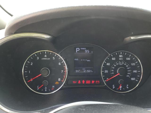 Photo 9 from auction – 2017 KIA FORTE LX with VIN 3KPFK4A74HE057778