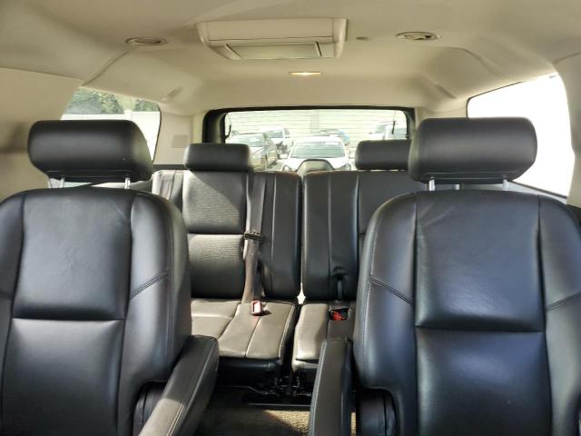 Photo 10 from auction – 2010 CHEVROLET SUBURBAN K with VIN 1GNUKKE31AR150262