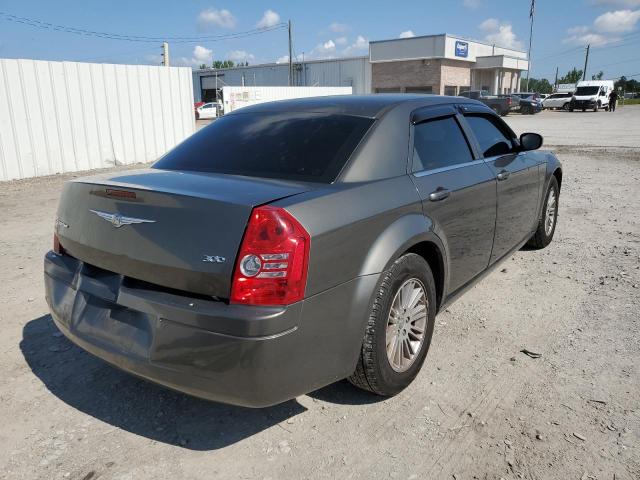 Photo 3 from auction – 2009 CHRYSLER 300 LX with VIN 2C3KA43D79H565872