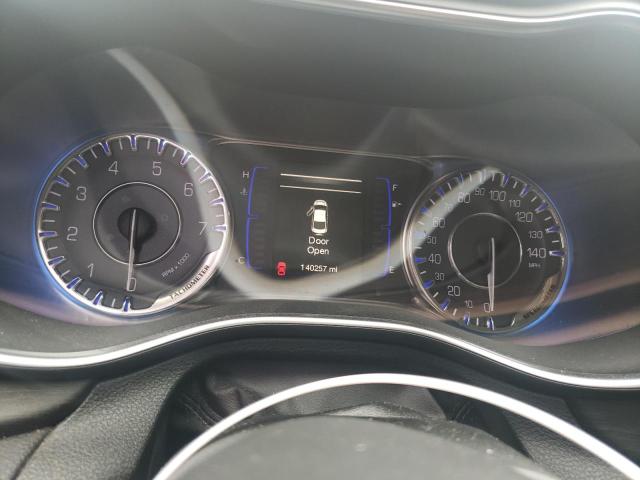 Photo 9 from auction – 2015 CHRYSLER 200 LIMITE with VIN 1C3CCCAB9FN656932