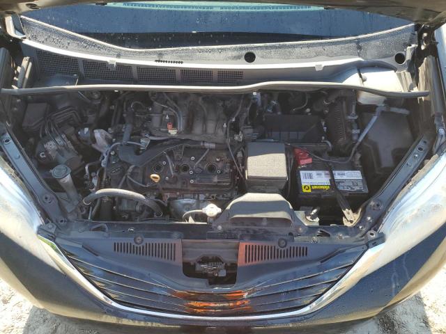 Photo 12 from auction – 2017 TOYOTA SIENNA LE with VIN 5TDKZ3DCXHS824391
