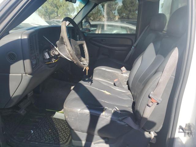 Photo 7 from auction – 2002 CHEVROLET SILVERADO with VIN 1GCEC14V32Z136467