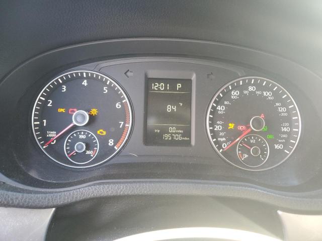 Photo 9 from auction – 2013 VOLKSWAGEN PASSAT S with VIN 1VWAP7A32DC028403