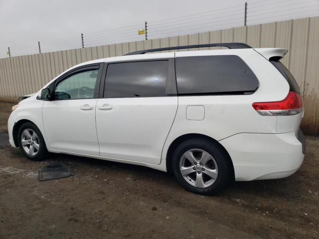 Photo 2 from auction – 2014 TOYOTA SIENNA LE with VIN 5TDKK3DC8ES455739