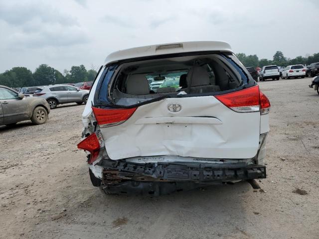 Photo 6 from auction – 2011 TOYOTA SIENNA LE with VIN 5TDKK3DC7BS090773