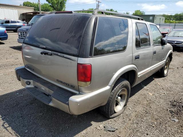 Photo 3 from auction – 2002 CHEVROLET BLAZER with VIN 1GNCS13W02K134373
