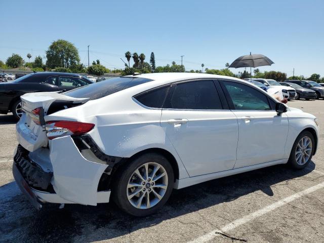 صورة رقم 3 من المزاد - 2017 FORD FUSION مع VIN 3FA6P0LU0HR381256