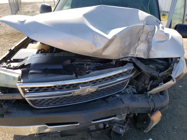 Photo 11 from auction – 2005 CHEVROLET SILVERADO with VIN 1GCHC24U05E328306