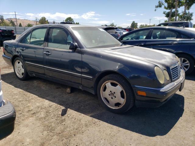 Photo 4 from auction – 1997 MERCEDES-BENZ E 420 with VIN WDBJF72F6VA354375
