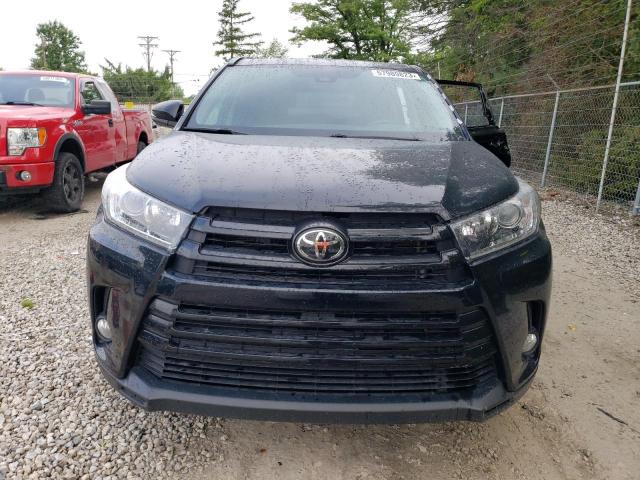 Photo 5 from auction – 2018 TOYOTA HIGHLANDER with VIN 5TDJZRFH3JS848870