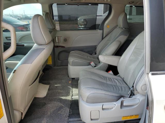 Photo 11 from auction – 2013 TOYOTA SIENNA XLE with VIN 5TDYK3DC7DS295622
