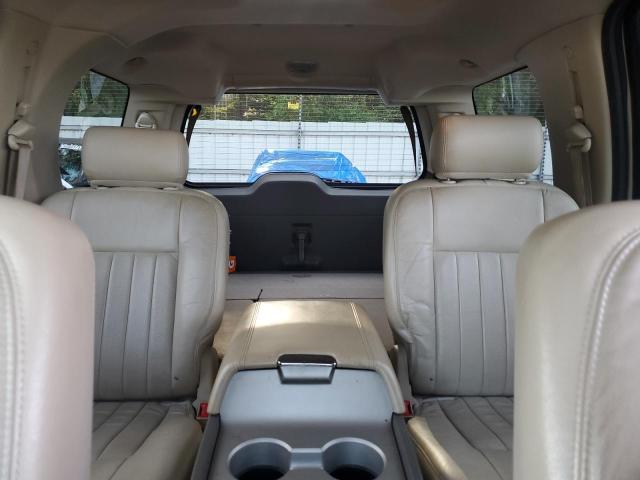 Photo 10 from auction – 2004 LINCOLN NAVIGATOR with VIN 5LMFU27R74LJ42552