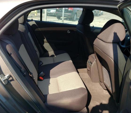Photo 10 from auction – 2012 CHEVROLET MALIBU LS with VIN 1G1ZB5E00CF137750