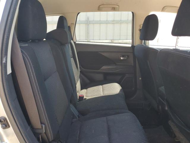 Photo 11 from auction – 2018 MITSUBISHI OUTLANDER with VIN JA4AD2A34JJ005026