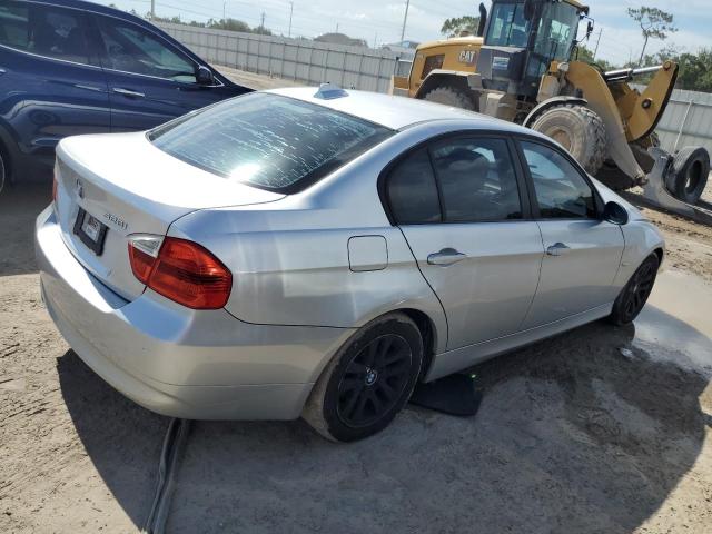 Photo 3 from auction – 2007 BMW 328 I with VIN WBAVA37547NE29001