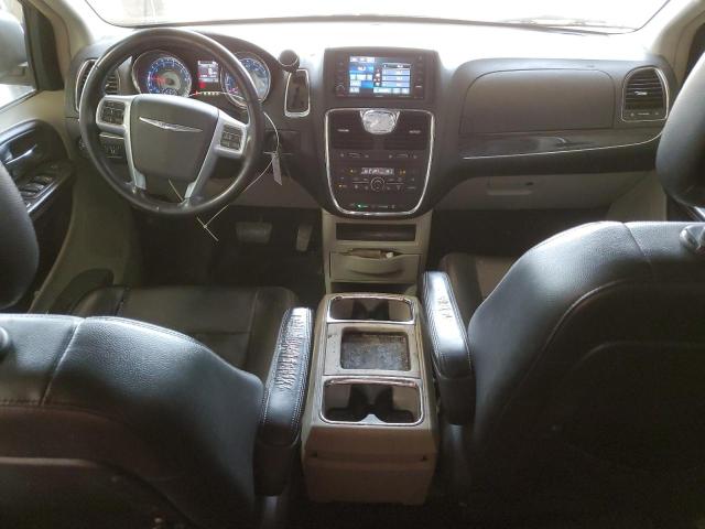 Photo 8 from auction – 2013 CHRYSLER TOWN & COU with VIN 2C4RC1CG7DR745465