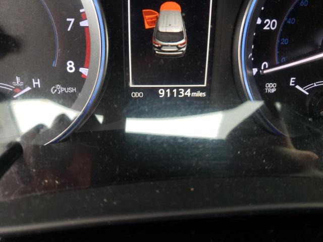 Photo 9 from auction – 2018 TOYOTA HIGHLANDER with VIN 5TDKZRFH7JS238443