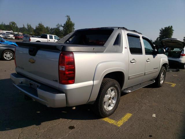 Photo 3 from auction – 2011 CHEVROLET AVALANCHE with VIN 3GNTKFE31BG106914