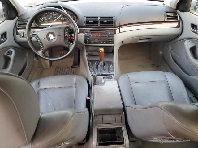 Photo 8 from auction – 2000 BMW 323 IT with VIN WBAAR3345YJM02609