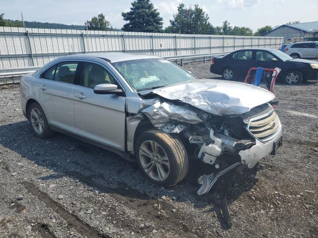 Photo 4 from auction – 2016 FORD TAURUS SEL with VIN 1FAHP2E88GG108897