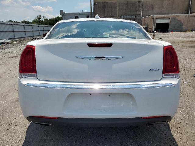 Photo 6 from auction – 2016 CHRYSLER 300 LIMITE with VIN 2C3CCAAG4GH194547