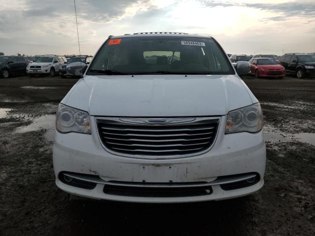Photo 5 from auction – 2015 CHRYSLER TOWN & COU with VIN 2C4RC1GG7FR573998