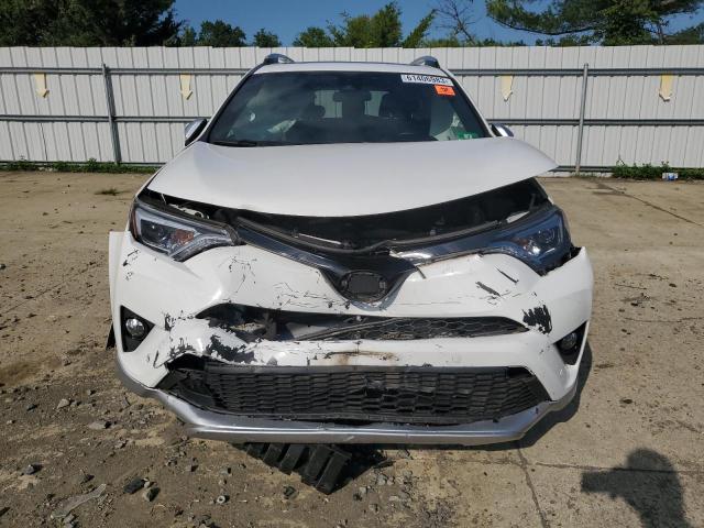 Photo 5 from auction – 2016 TOYOTA RAV4 SE with VIN JTMJFREV0GJ057363
