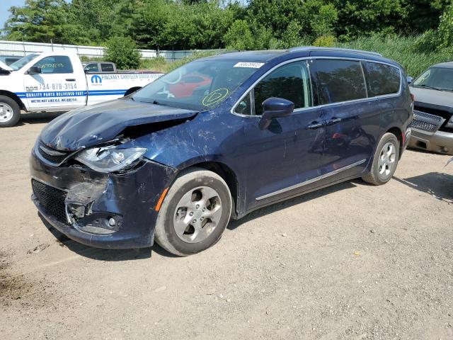 CHRYSLER PACIFICA T 2017 with VIN 2C4RC1EG5HR722561 - Photo from auction