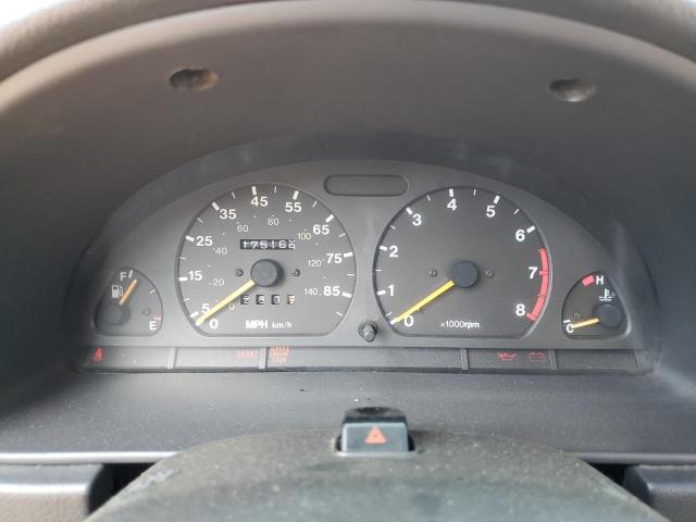 Photo 9 from auction – 1998 CHEVROLET TRACKER with VIN 2CNBE1869W6921525