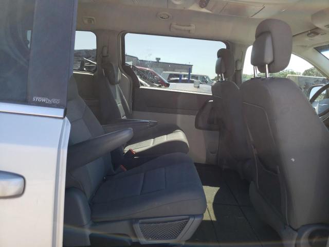 Photo 11 from auction – 2010 CHRYSLER TOWN & COU with VIN 2A4RR5D11AR285449
