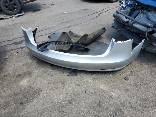 Photo 12 from auction – 2018 TESLA MODEL 3 with VIN 5YJ3E1EB2JF104555