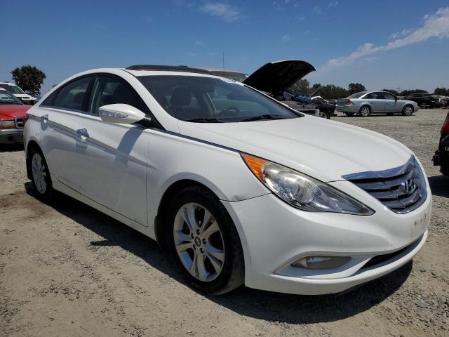 Photo 4 from auction – 2013 HYUNDAI SONATA SE with VIN 5NPEC4AC3DH696004