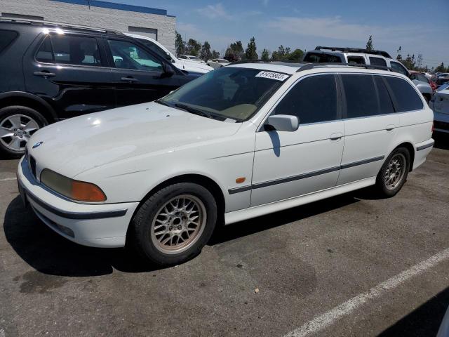 BMW 528 IT AUT 2000 with VIN WBADP6348YBV63289 - Photo from auction