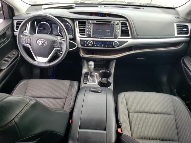 Photo 8 from auction – 2018 TOYOTA HIGHLANDER with VIN 5TDZZRFH8JS287410