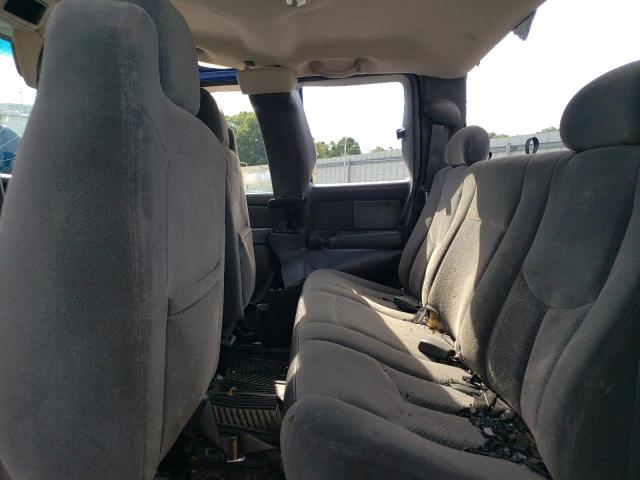 Photo 10 from auction – 2004 CHEVROLET SILVERADO with VIN 2GCEK19T041180299