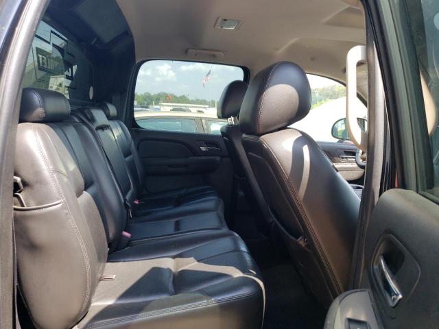 Photo 10 from auction – 2011 CHEVROLET AVALANCHE with VIN 3GNTKFE37BG103547