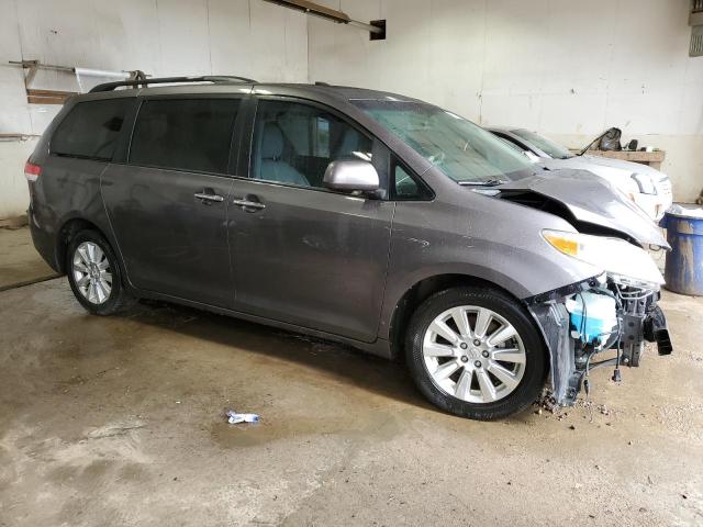 Photo 4 from auction – 2011 TOYOTA SIENNA XLE with VIN 5TDDK3DC9BS021348