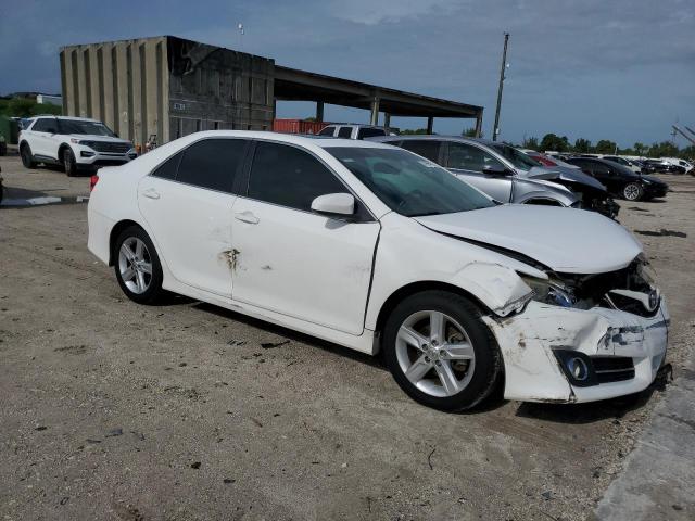Photo 4 from auction – 2014 TOYOTA CAMRY L with VIN 4T1BF1FK2EU799250