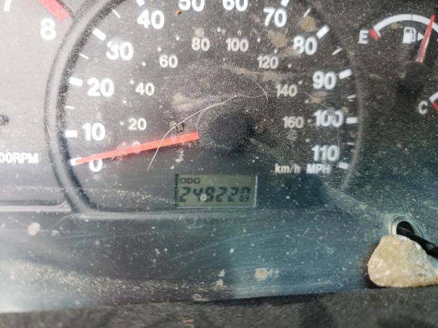 Photo 9 from auction – 2003 CHEVROLET TRACKER with VIN 2CNBJ13C836928146