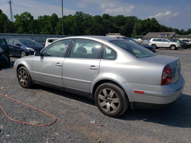 Photo 2 from auction – 2002 VOLKSWAGEN PASSAT GLX with VIN WVWTH63B42E209074