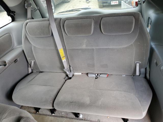 Photo 10 from auction – 2005 TOYOTA SIENNA CE with VIN 5TDZA23C25S323802