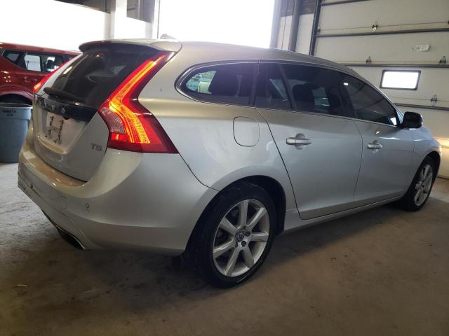 Photo 3 from auction – 2017 VOLVO V60 T5 PRE with VIN YV140MEK7H1369456