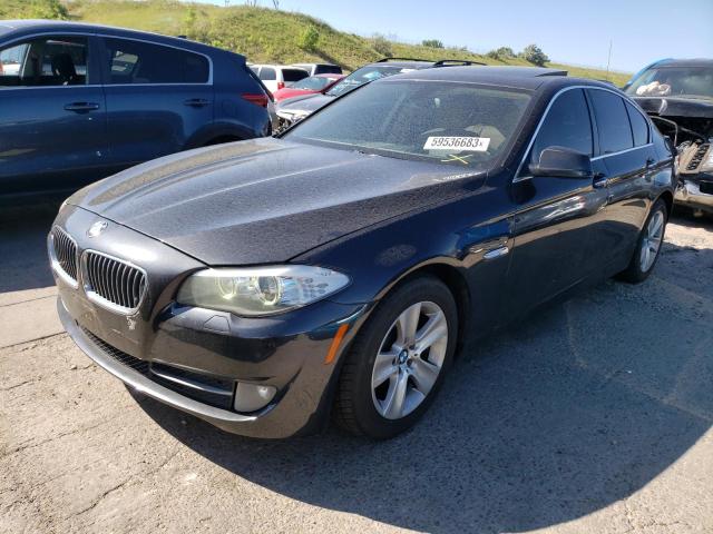 BMW 528 XI 2013 with VIN WBAXH5C58DDW13054 - Photo from auction