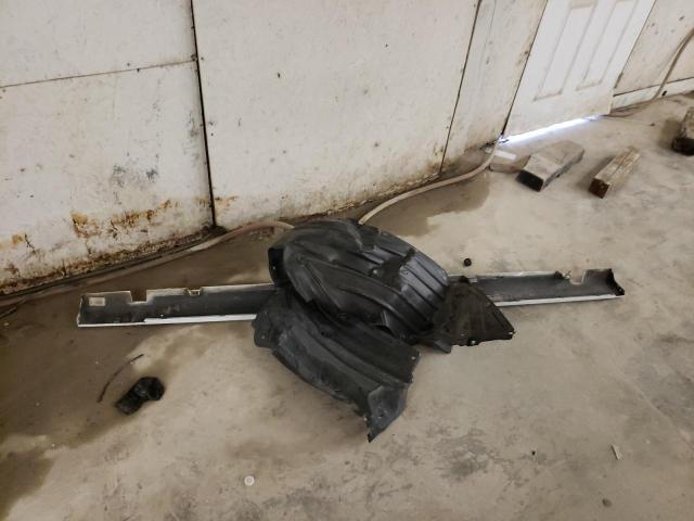 Photo 12 from auction – 2014 CHRYSLER 300 with VIN 2C3CCAAG8EH105723