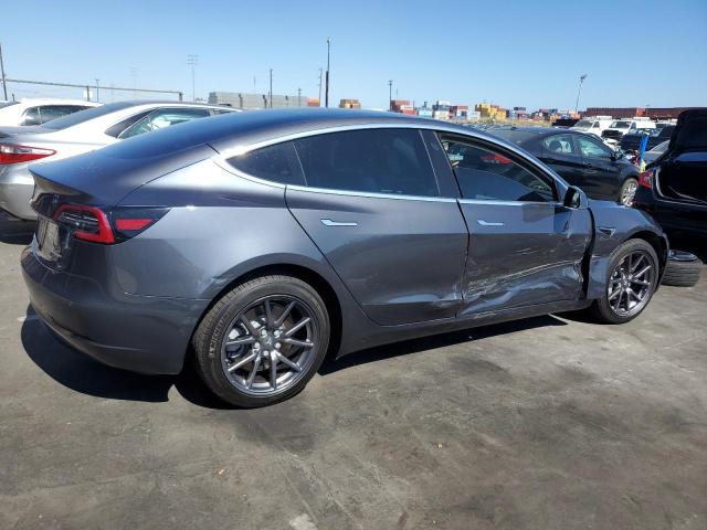 Photo 3 from auction – 2018 TESLA MODEL 3 with VIN 5YJ3E1EB8JF085669
