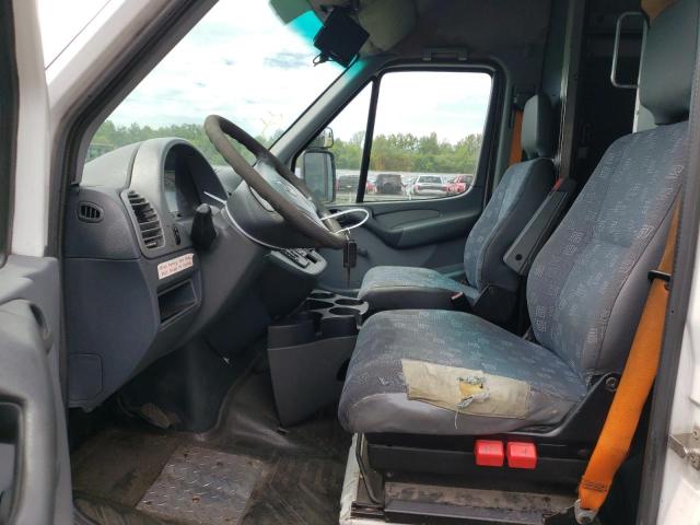 Photo 7 from auction – 2005 DODGE SPRINTER 2 with VIN WD0PD744555805972
